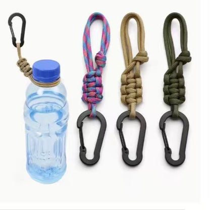 Multi-Functional Water Bottle Clip – Carabiner Holder for Outdoor & Travel | Clip Portabottiglie Multifunzione per Outdoor
